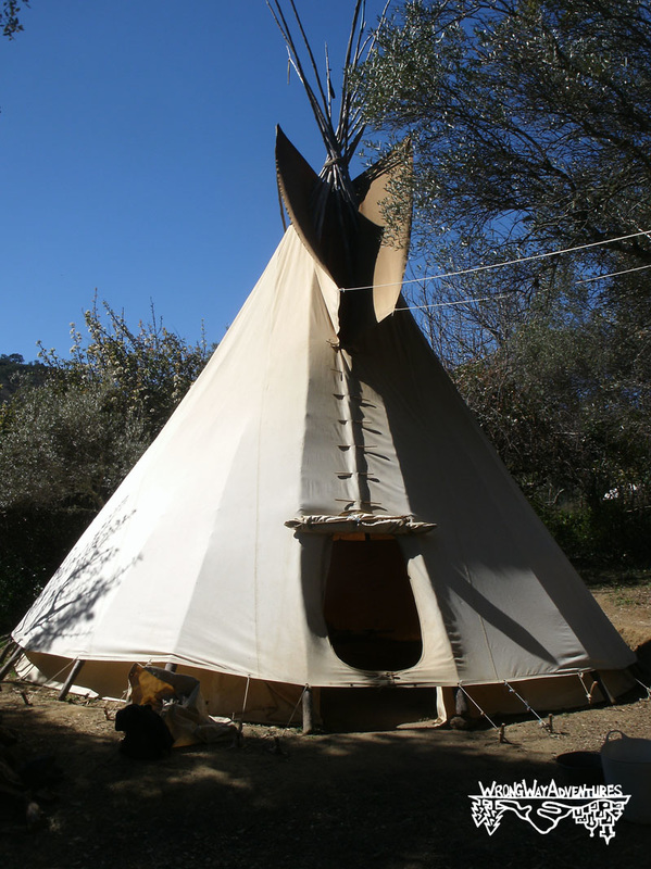 Tipi indio levantado en El Calabacino, Sierra de Aracena